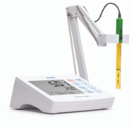 Stolní konduktometr HI2631 se záznamem dat
