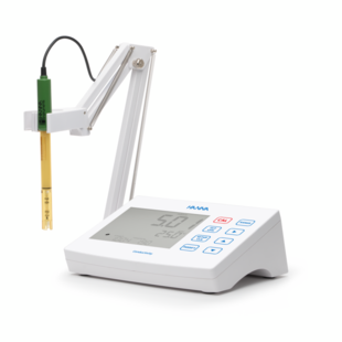 Stolní konduktometr HI2630